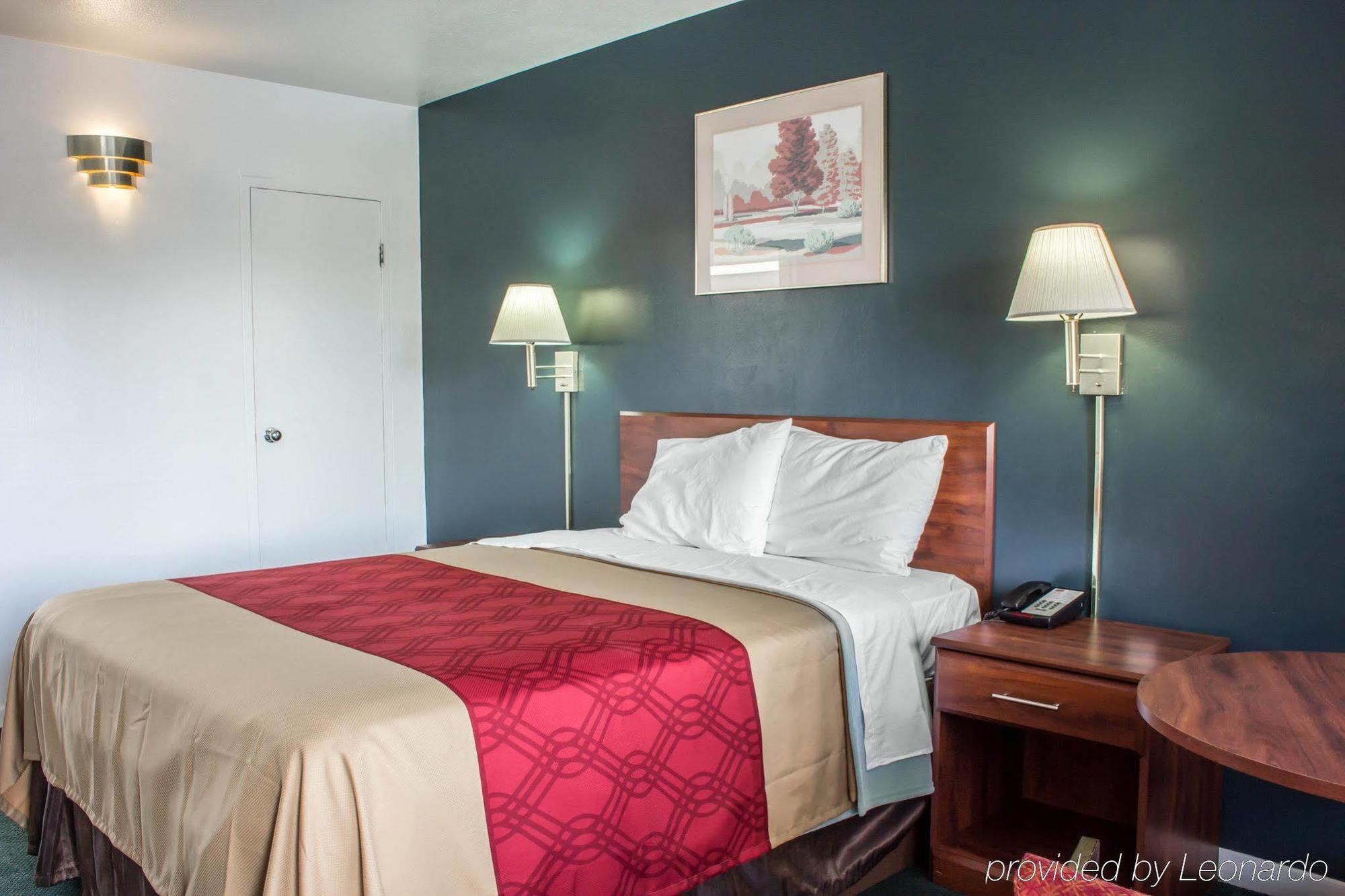 Econo Lodge Тусон Экстерьер фото